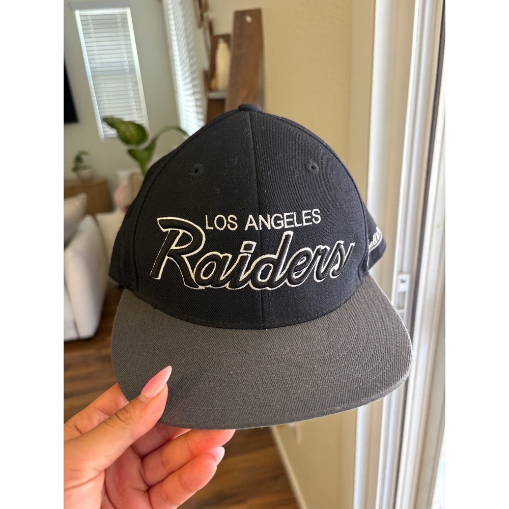 Mitchell & Ness Los Angeles Raiders Fitted Hat 7 1/2 NFL Vintage Black Grey Cap